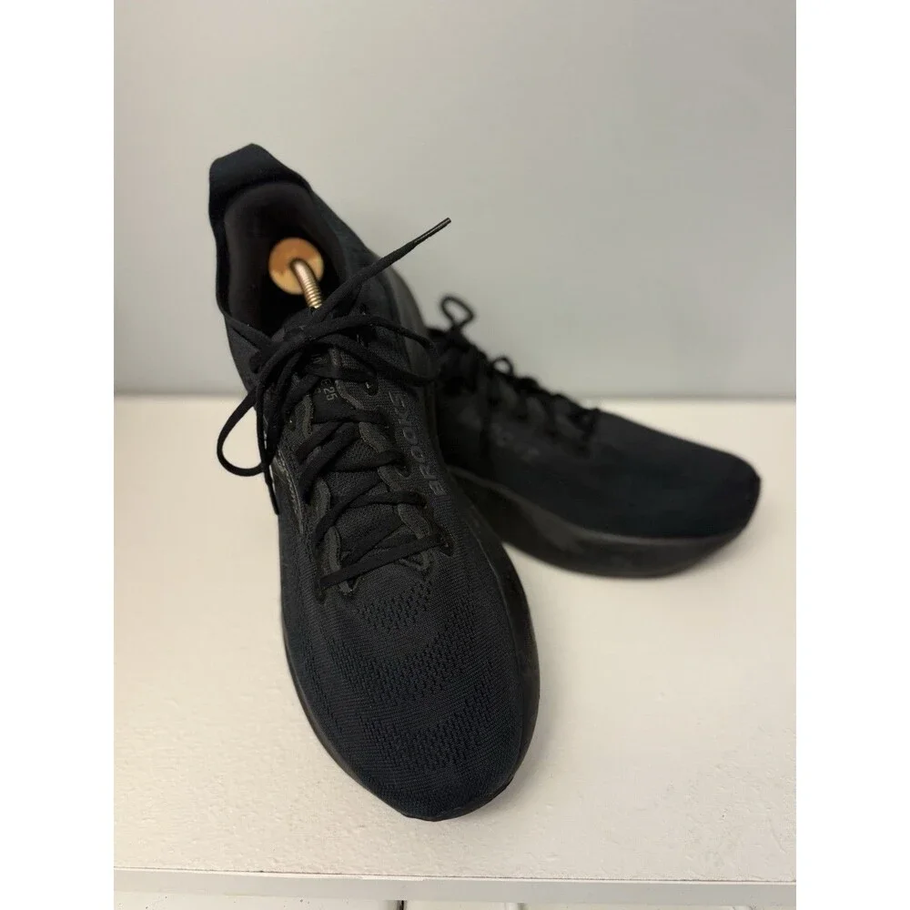 Brooks Ghost 16 Triple Black Running Shoes Men's Size 13 Narrow (B)